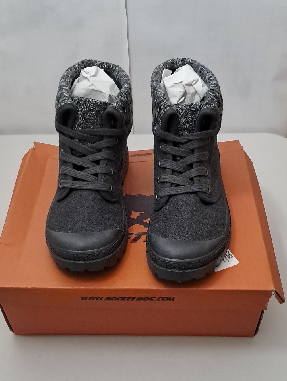 Rocket Dog Women's Size 7.5  Gray Knit-Cuff Lace-Up Ankle Boots